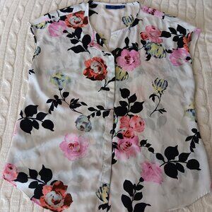 Apt 9 floral blouse Sz Medium